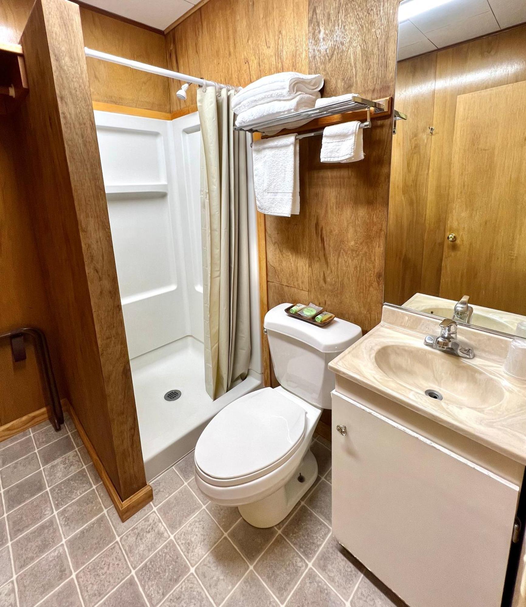 Willow Springs Resort Bridgeport Zimmer foto